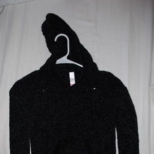 Junior's/Women's Sweater